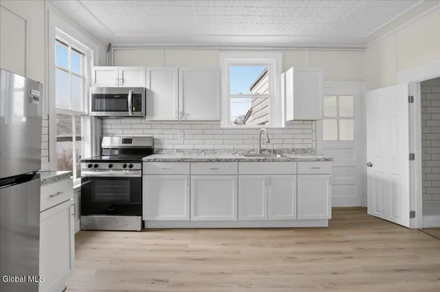 $250,000 | 769 4th Avenue, Troy, NY 12182