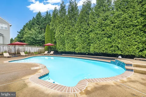 $824,900 | 242 Fox Chase Street, Warrenton, VA 20186