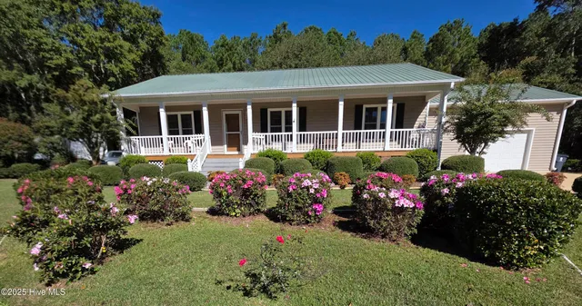 $296,000 | 107 Oak Park Drive, Benson, NC 27504