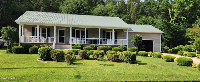 $296,000 | 107 Oak Park Drive, Benson, NC 27504