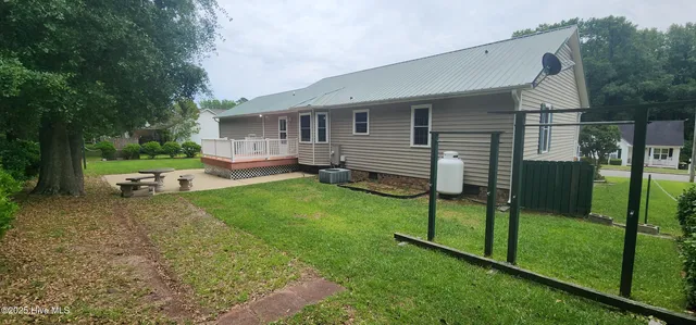 $293,000 | 107 Oak Park Drive, Benson, NC 27504