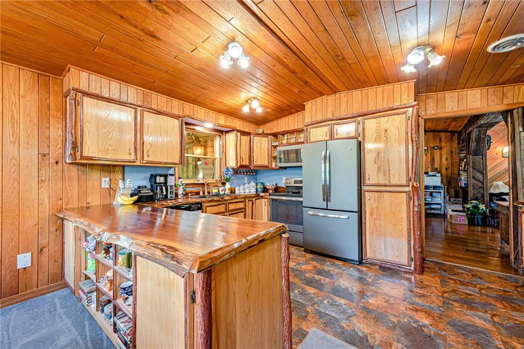 21 Ritenour Ridge Melcroft, PA 15462 - Photo 15 of 39