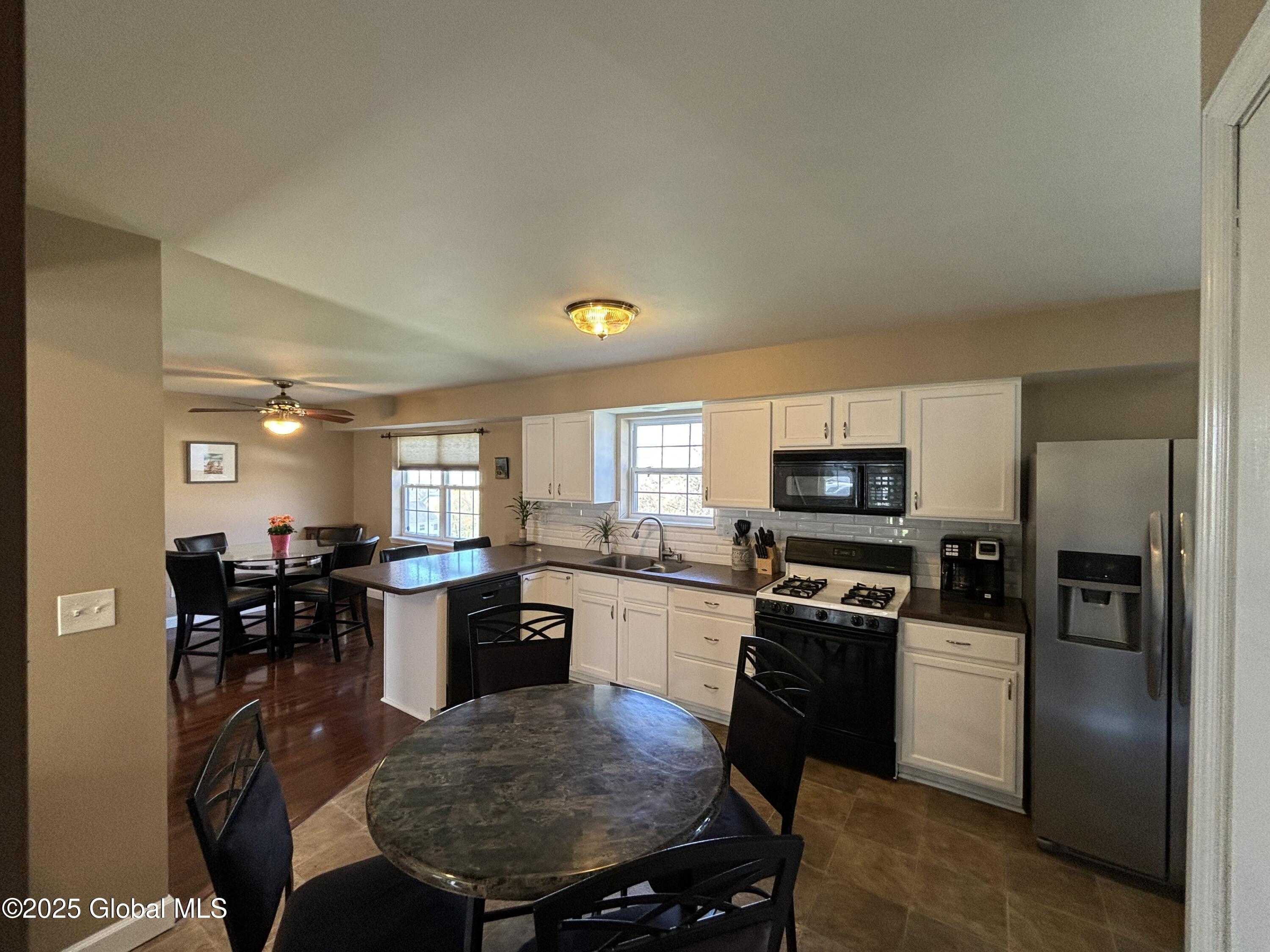 15 Red Rock Road Troy, NY 12182 - Photo 7 of 44 tempImagecN0qxV