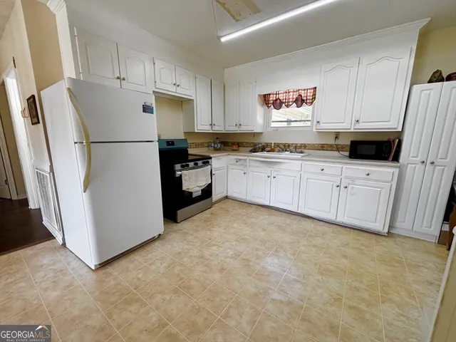 $239,000 | 412 Denham Street, Thomaston, GA 30286