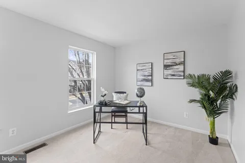 $460,000 | 9822 Maitland Loop, Bristow, VA 20136