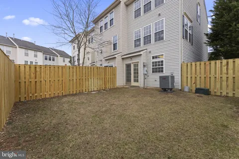 $460,000 | 9822 Maitland Loop, Bristow, VA 20136
