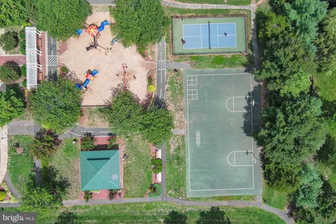 $460,000 | 9822 Maitland Loop, Bristow, VA 20136