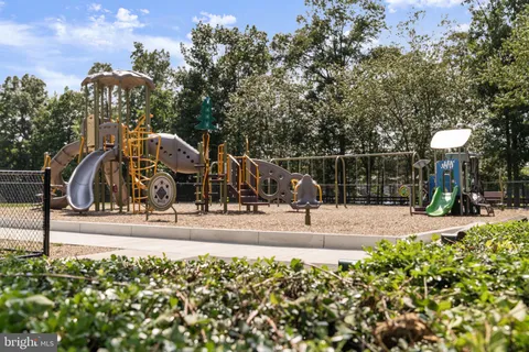 $460,000 | 9822 Maitland Loop, Bristow, VA 20136