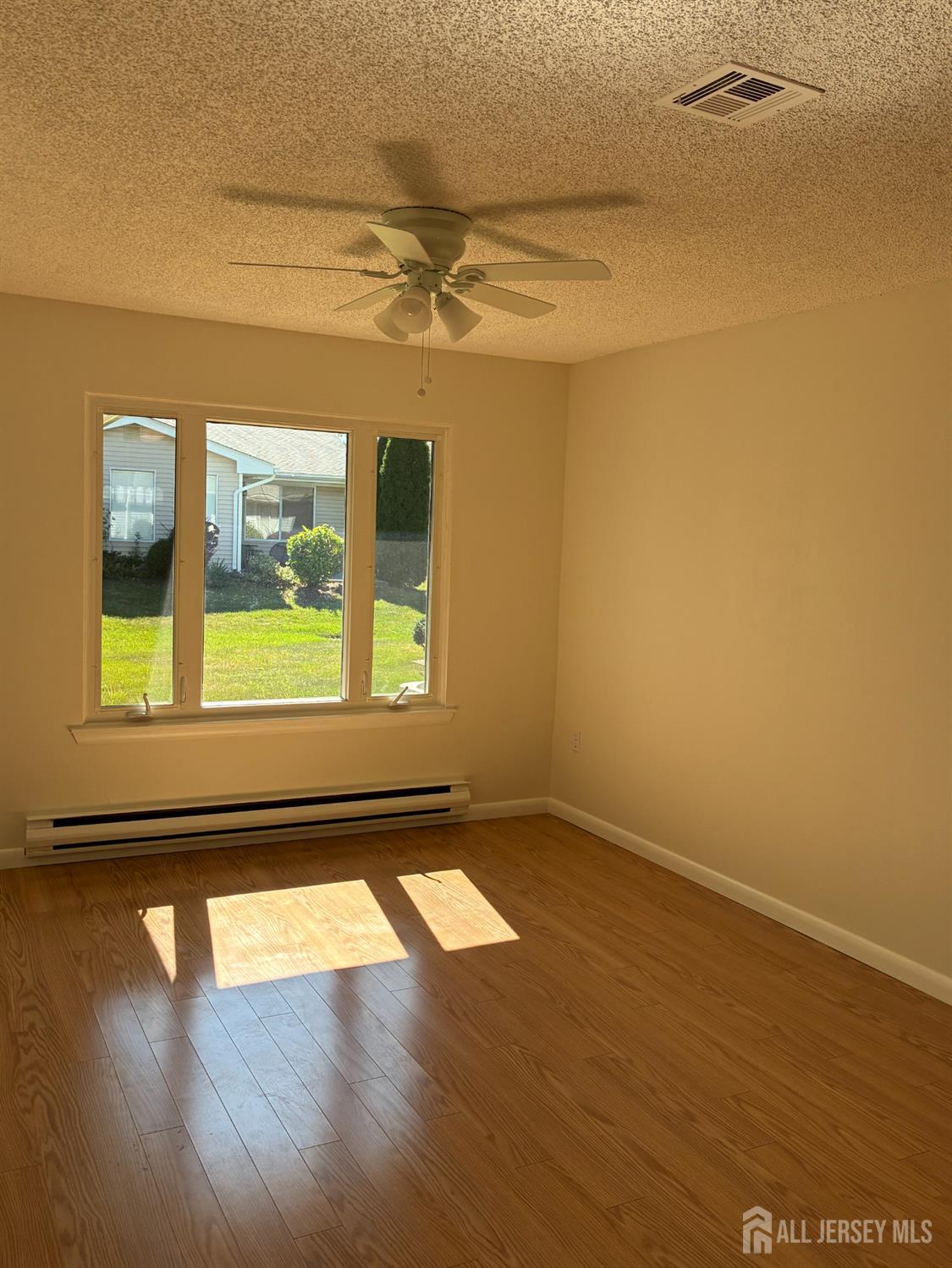 829 B Deal Road Monroe Township, NJ 08831 - Photo 7 of 15 Gallery Image 7