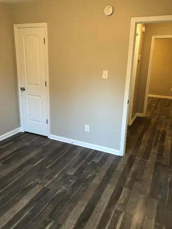 $2,000 | 3542 Douglass Avenue, Memphis, TN 38111