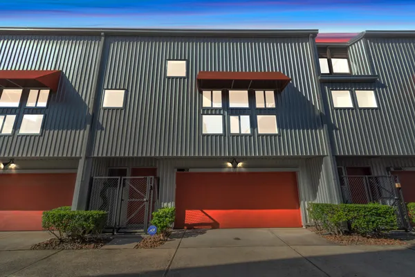 $2,300 | 2605 Calumet Street, Unit 38, Houston, TX 77004
