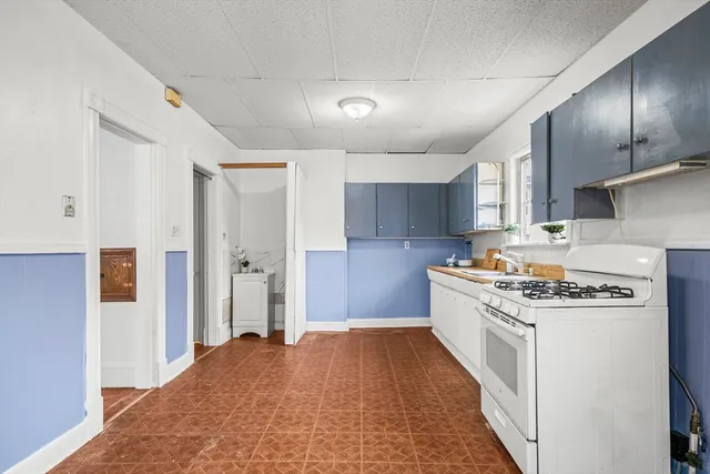 $299,000 | 769-771 Belmont Avenue, Springfield, MA 01108