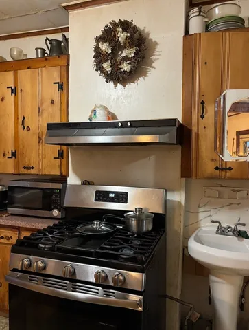 $299,000 | 769-771 Belmont Avenue, Springfield, MA 01108