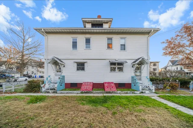 $299,000 | 769-771 Belmont Avenue, Springfield, MA 01108