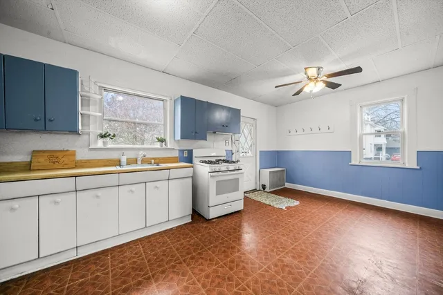 $299,000 | 769-771 Belmont Avenue, Springfield, MA 01108