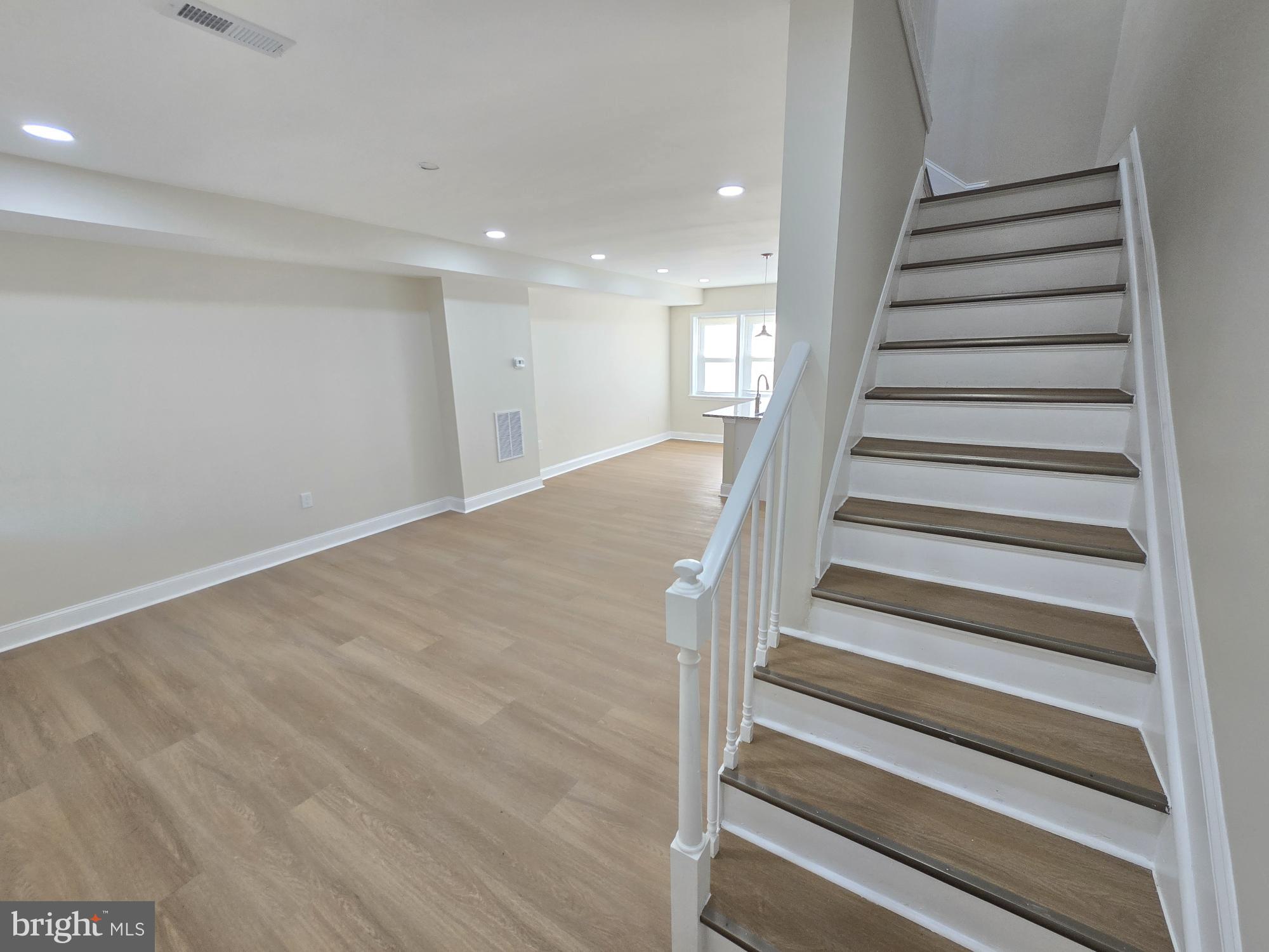 3838 Greenspring Avenue Baltimore, MD 21211 - Photo 9 of 23 a view of entryway