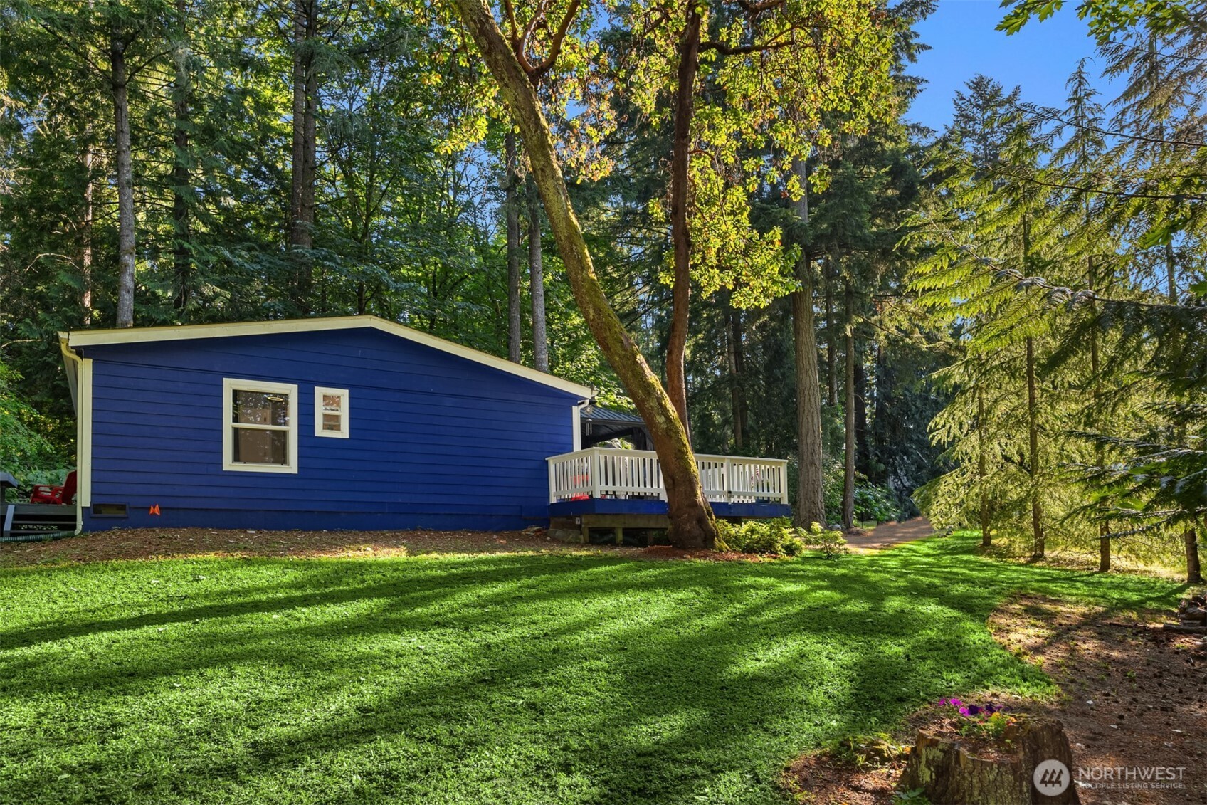 8480 Hansen Road Northeast Bainbridge Island, WA 98110 - Photo 25 of 26