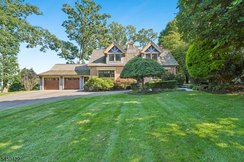 59 Buxton Road Chatham, NJ 07928 - Photo 3 of 50 Gallery Image 3