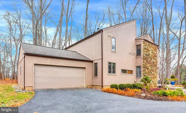 $649,819 | 11006 Valley Heights Drive, Owings Mills, MD 21117