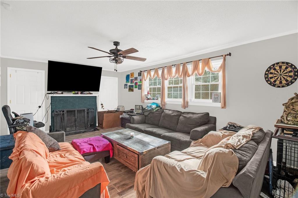 633 Burney Road Asheboro, NC 27205 - Photo 6 of 26