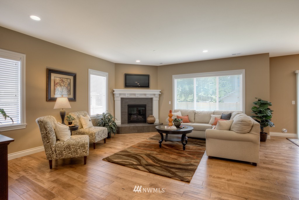 4026 183rd Place Southeast, Unit 17 Bothell, WA 98012 - Photo 3 of 11