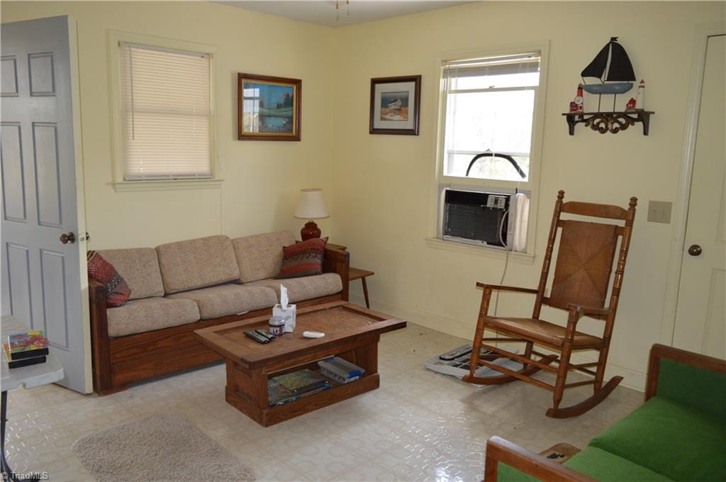 1440 Wildlife Road Mount Airy, NC 27030 - Photo 8 of 17 Gallery Image 8