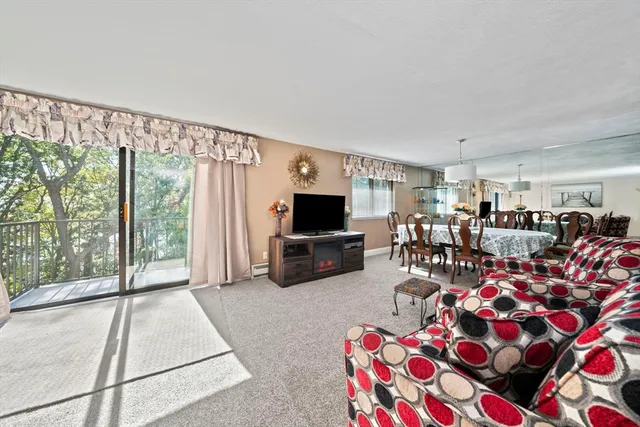 $509,900 | 9 Broadway, Unit 305, Saugus, MA 01906