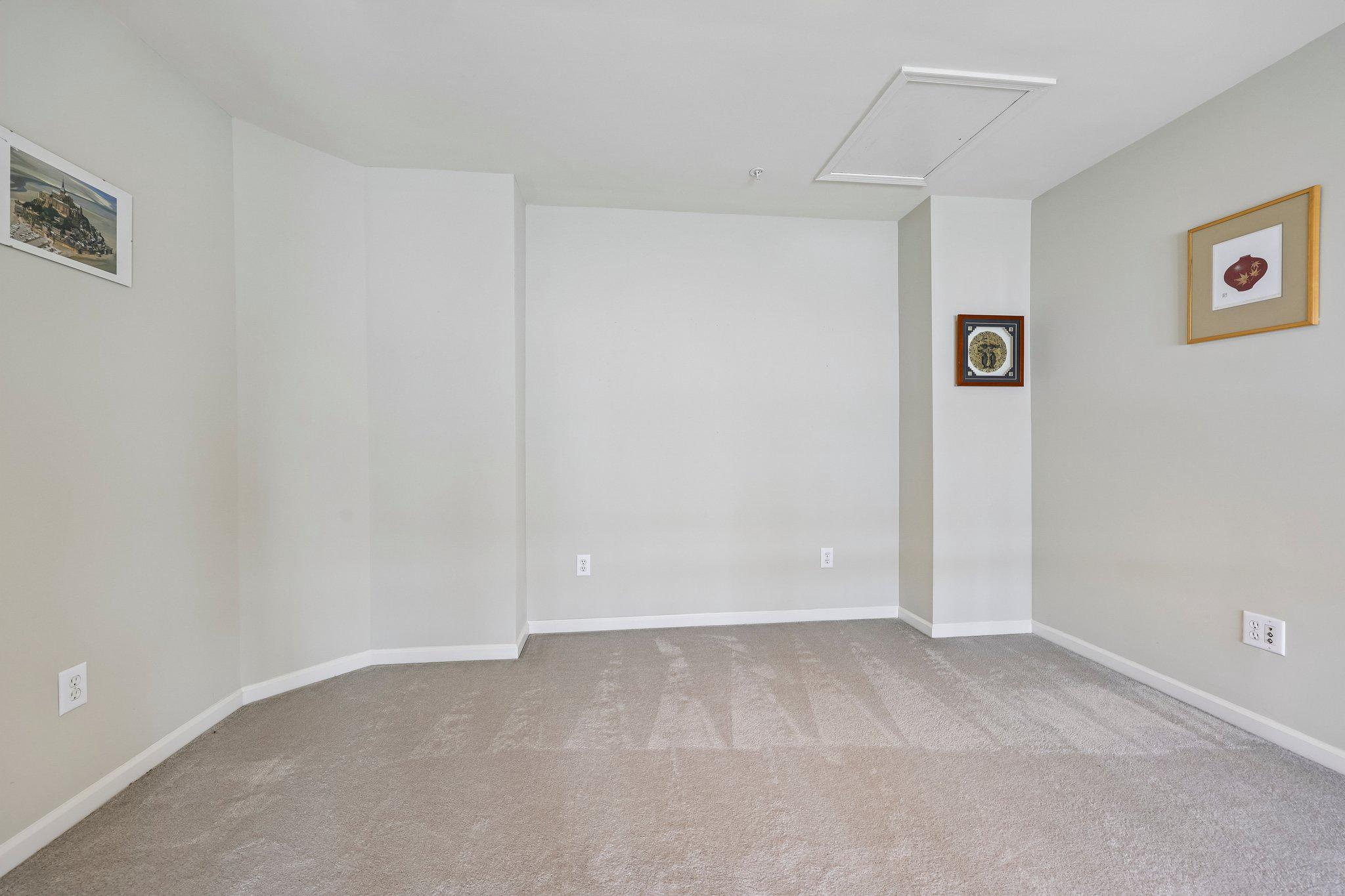 331 Alfandre Street Gaithersburg, MD 20878 - Photo 22 of 38 Bright and airy upper loft space.