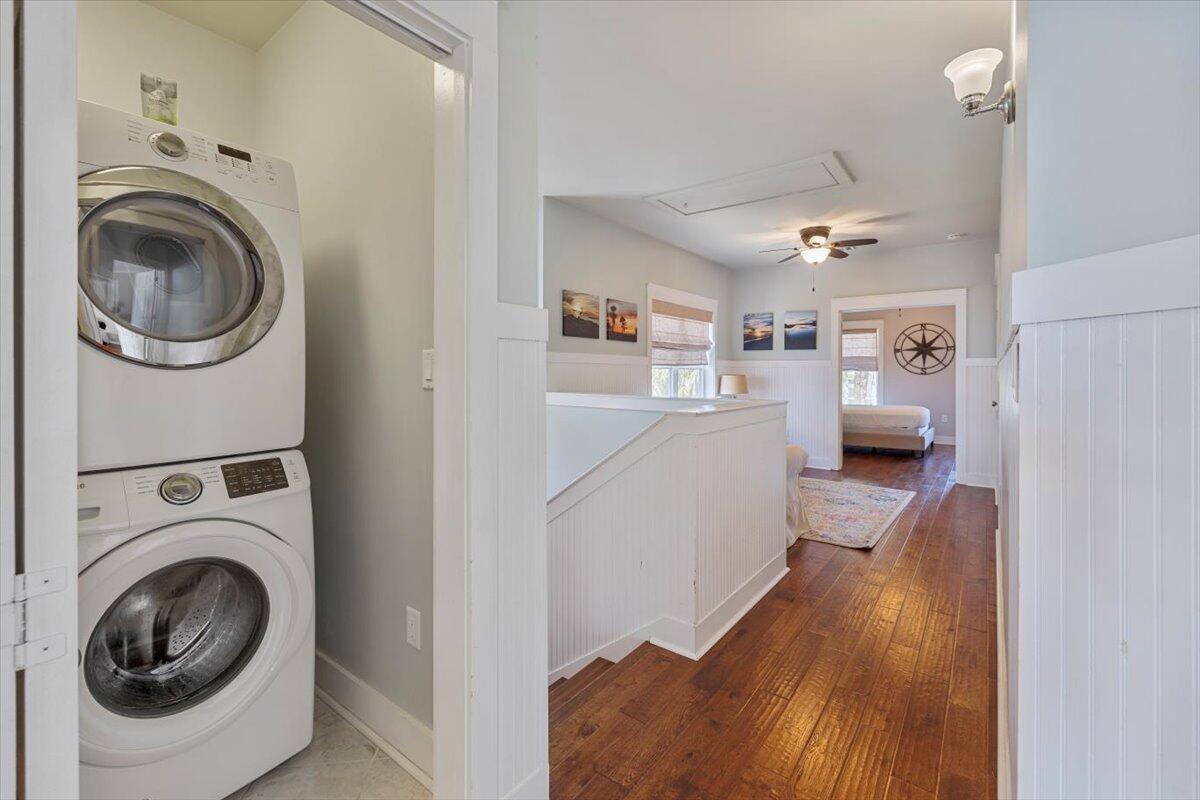 3581 Waverly Circle Destin, FL 32541 - Photo 22 of 33 a view of a kitchen with washer and dryer