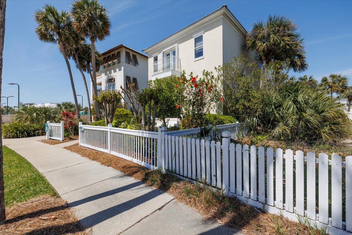 3581 Waverly Circle Destin, FL 32541 - Photo 3 of 33 a view of a house with wooden fence
