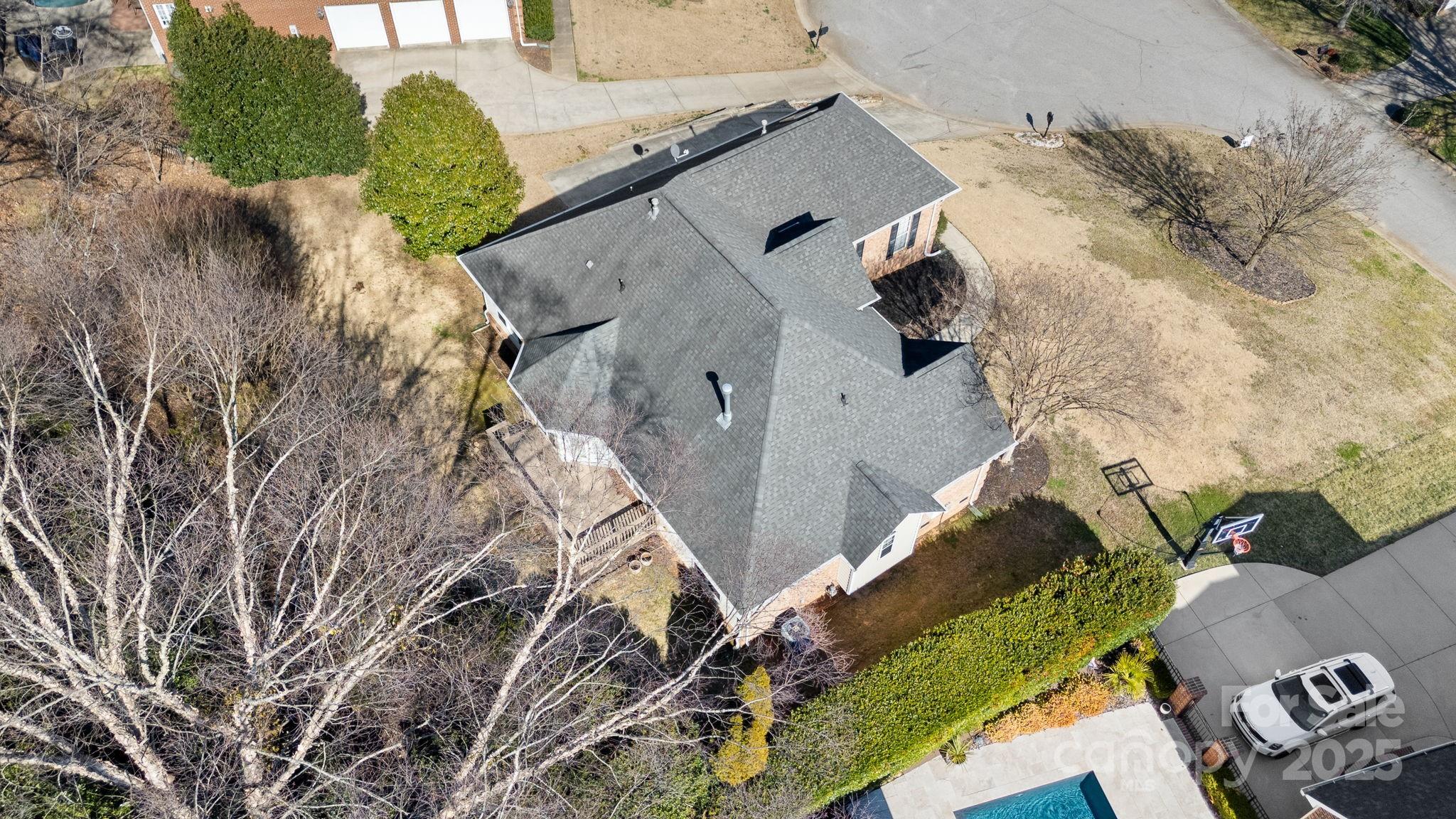 191 Melbourne Drive Fort Mill, SC 29708 - Photo 6 of 35 an aerial view of a house with a yard