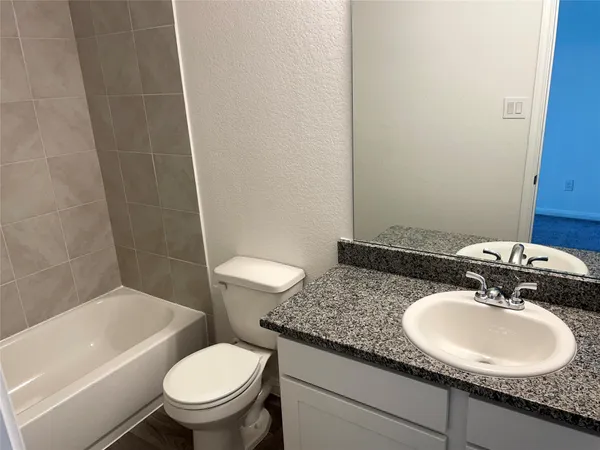 $1,495 | 15111 Sorrento Bay Circle, Willis, TX 77318