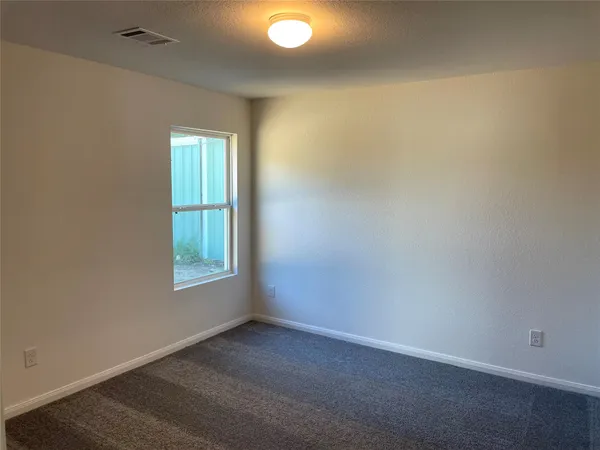 $1,495 | 15111 Sorrento Bay Circle, Willis, TX 77318