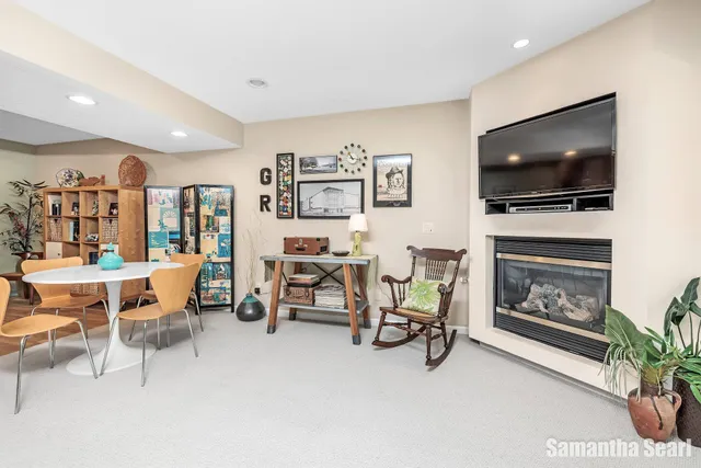 $439,900 | 2324 Whimbrel Court Northeast, Grand Rapids, MI 49505