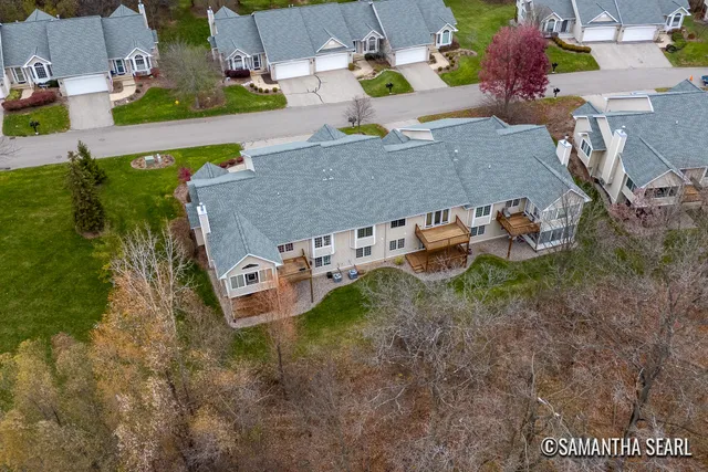 $439,900 | 2324 Whimbrel Court Northeast, Grand Rapids, MI 49505