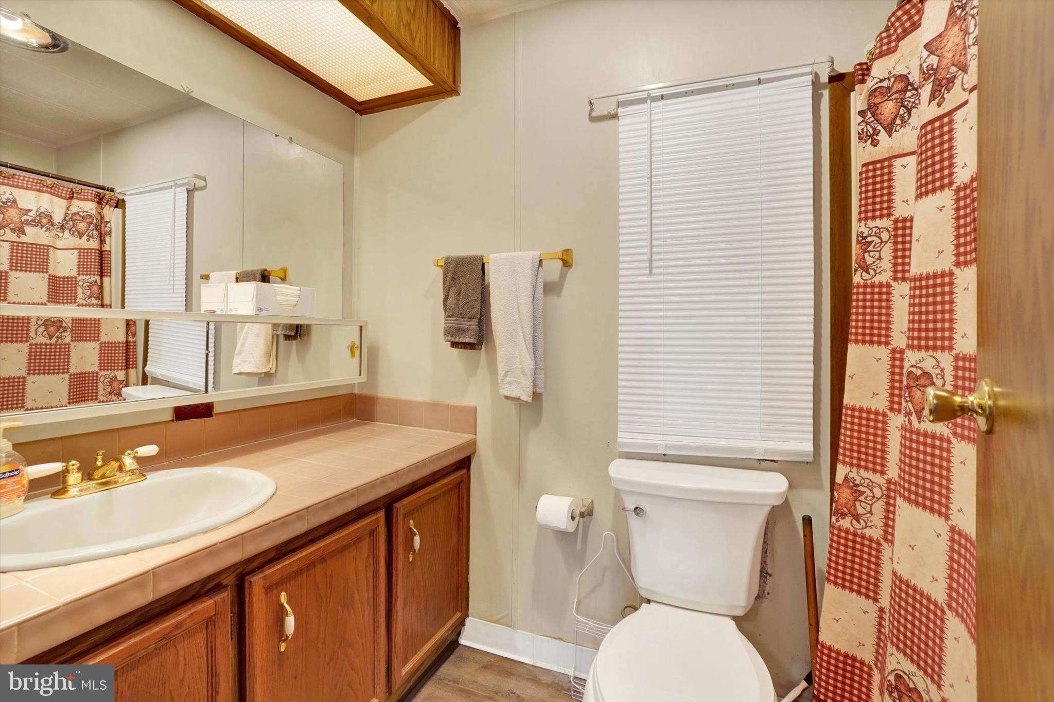 225 Country Ridge Drive York, PA 17408 - Photo 14 of 27