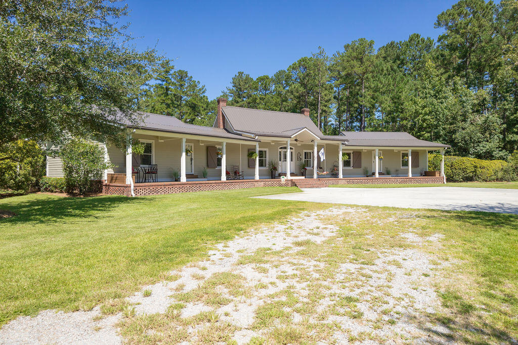 104 State Rd S-15-92 Walterboro, SC 29488 - Photo 4 of 75 3T6A8215