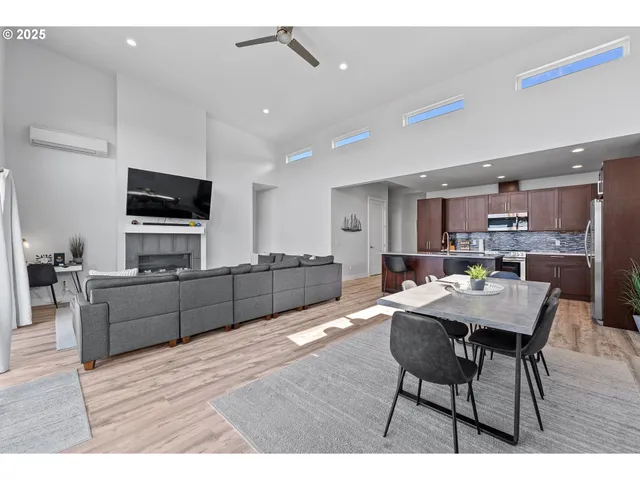 $649,000 | 30414 Driftwood Drive, Gold Beach, OR 97444