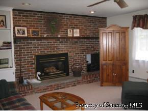 403 Northern Spy Road Clarks Summit, PA 18411 - Photo 6 of 7 Gallery Image 6