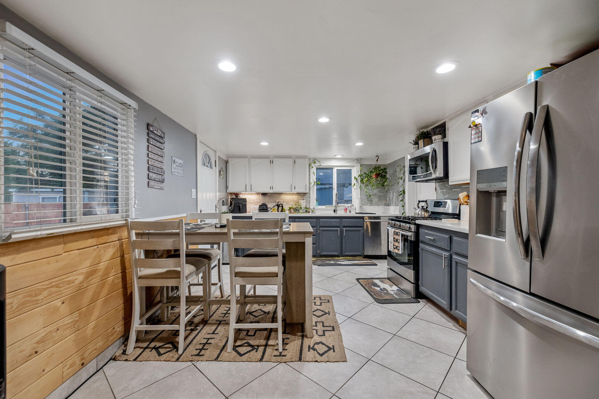 3405 Comer Avenue Riverside, CA 92507 - Photo 15 of 39 48-web-or-mls-8M4A1023