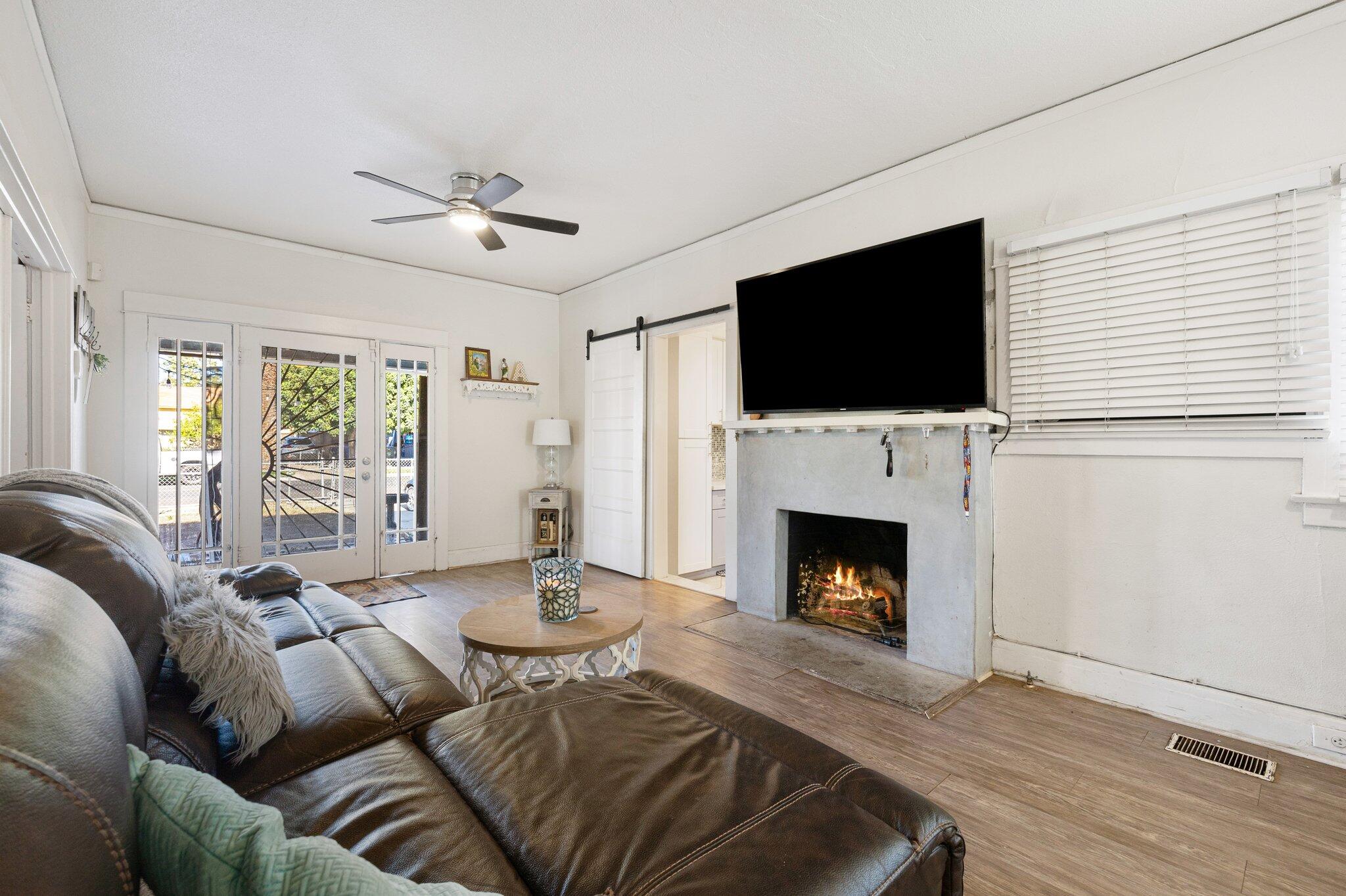 3405 Comer Avenue Riverside, CA 92507 - Photo 8 of 39 38-web-or-mls-8M4A0955