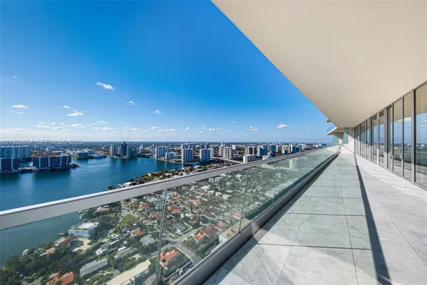 $18,800,000 | 18501 Collins Avenue, Unit 4003/4004, Sunny Isles Beach, FL 33160