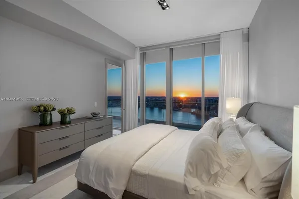 $18,800,000 | 18501 Collins Avenue, Unit 4003/4004, Sunny Isles Beach, FL 33160