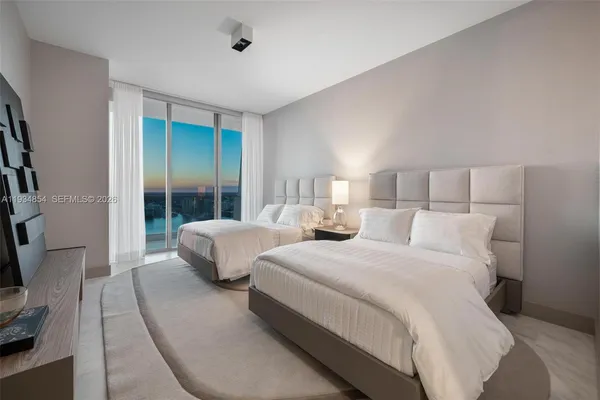 $18,800,000 | 18501 Collins Avenue, Unit 4003/4004, Sunny Isles Beach, FL 33160