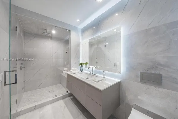 $18,800,000 | 18501 Collins Avenue, Unit 4003/4004, Sunny Isles Beach, FL 33160