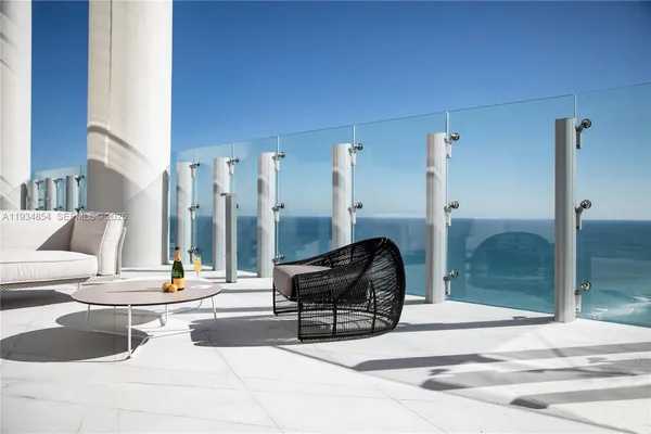 $18,800,000 | 18501 Collins Avenue, Unit 4003/4004, Sunny Isles Beach, FL 33160