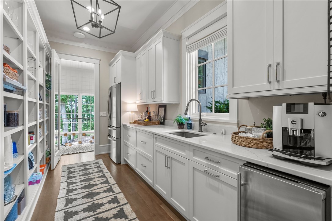 184 Hickory Springs Way Six Mile, SC 29682 - Photo 10 of 50