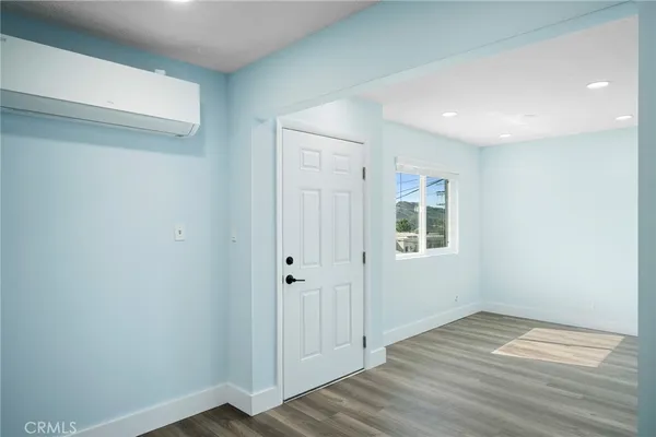 $2,700 | 7231 1/2 Apperson Street, Tujunga, CA 91042