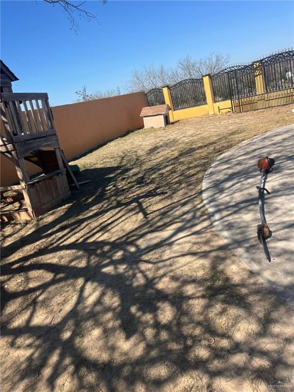 18 Placido Road Roma, TX 78584 - Photo 9 of 10 a view of outdoor space with seating area