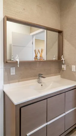 a close view of sink